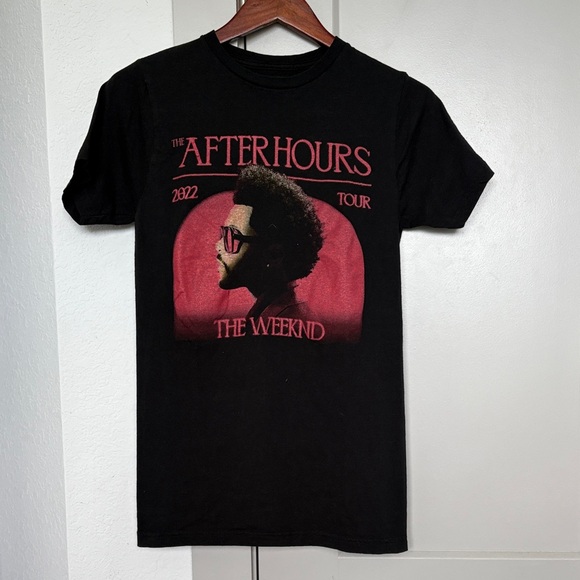 THE WEEKND AFTER HOURS 2022 GRAPHIC BAND TEE MENS SMALL - Picture 1 of 3